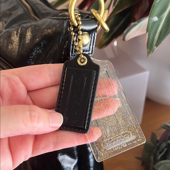 COACH Poppy Daisy Liquid Glass Hobo Patent Shoulder Bag EUC No. G1269-F20108 - Picture 3 of 15